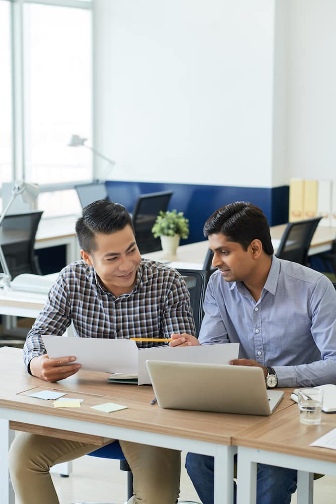 IT consultant conducting a Business Meeting